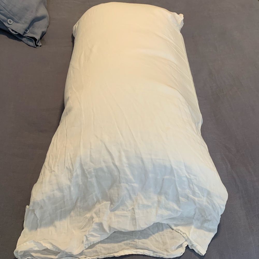 SOLD! RESTORATION HARDWARE KING LINEN PILLOW CASES